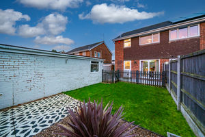 Photo 8- click for photo gallery